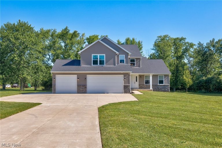 3841 Laurel Road, Brunswick, OH, 44212