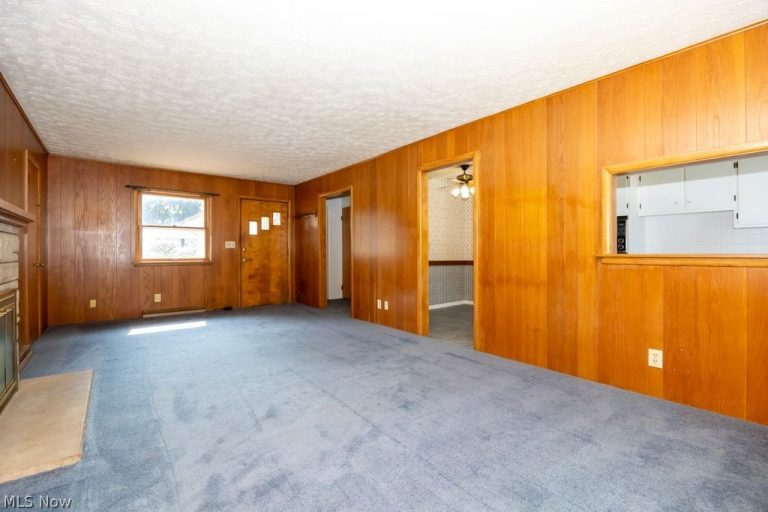 1012 Ashwood Drive, Wooster, OH - Photo 4