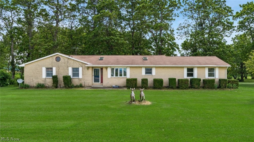 2090 Sulphur Springs Road, West Alexandria, OH