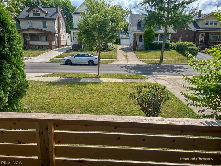 3594 Ludgate Road, Shaker Heights, OH - Photo 3