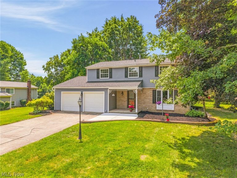 850 Berkshire Drive, Macedonia, OH - Photo 3