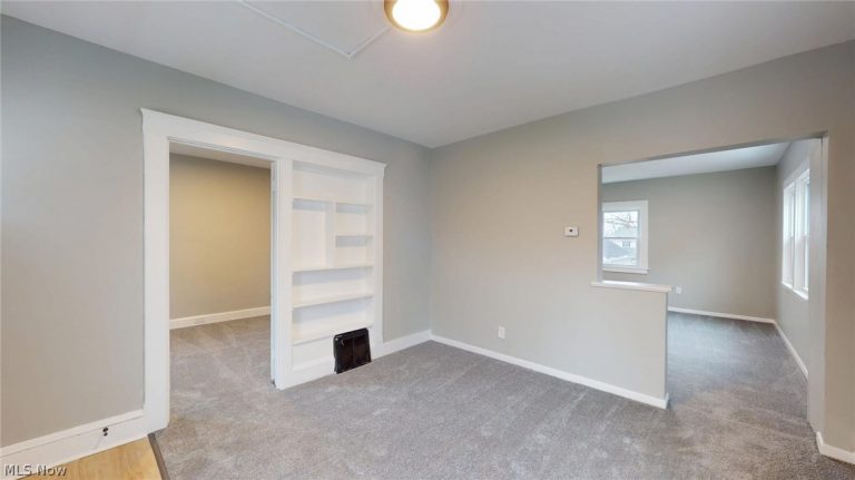 4357 52nd Street, Cleveland, OH - Photo 8
