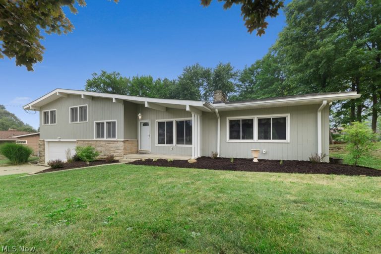 332 Smith Drive, Tallmadge, OH - Photo 5