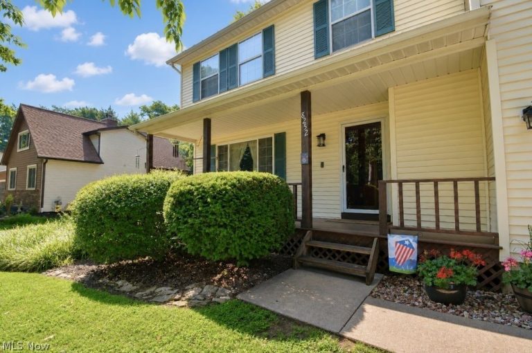 8252 Plains Road, Mentor, OH - Photo 4
