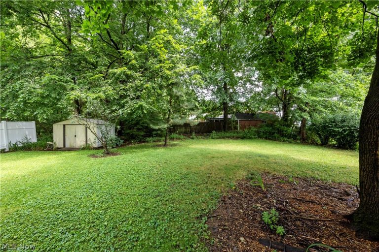 1813 Burbank Road, Wooster, OH - Photo 3
