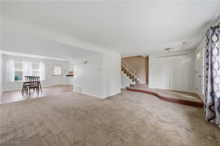2059 Carlile Drive, Uniontown, OH - Photo 6