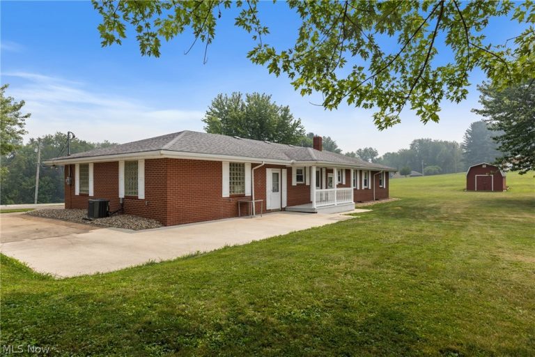 608 South Street, Hopedale, OH - Photo 3