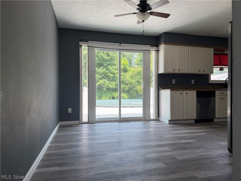 3337 Northern Street, Canton, OH - Photo 5