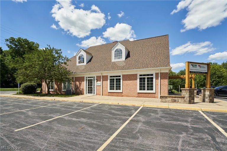 799 White Pond Drive #1A, Akron, OH - Photo 3