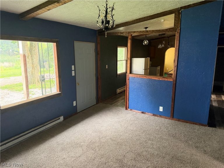 6933 Navarre Road, Massillon, OH - Photo 2