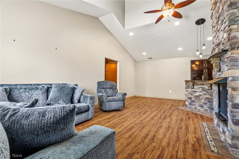 2601 Barnstone Avenue, Canton, OH - Photo 6