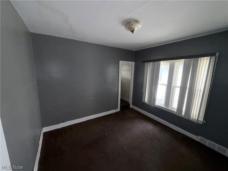 16902 Endora Road, Cleveland, OH - Photo 3