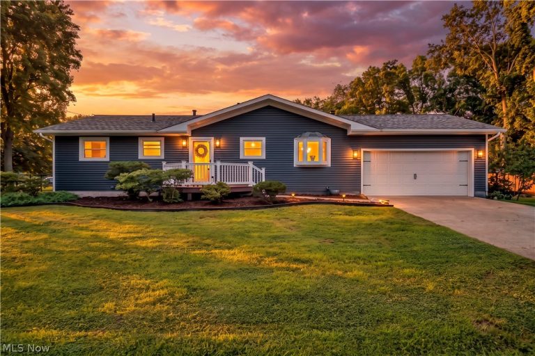 1761 Piercy Drive, Akron, OH, 44312