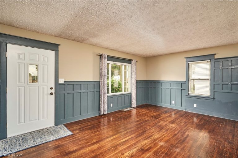 223 Davenport Avenue, Akron, OH - Photo 3