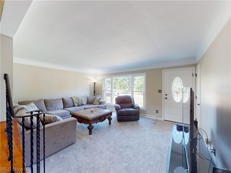 1791 Kapel Drive, Euclid, OH - Photo 2