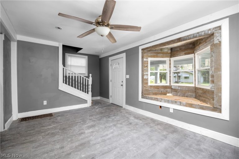 2922 Cory Avenue, Akron, OH - Photo 4