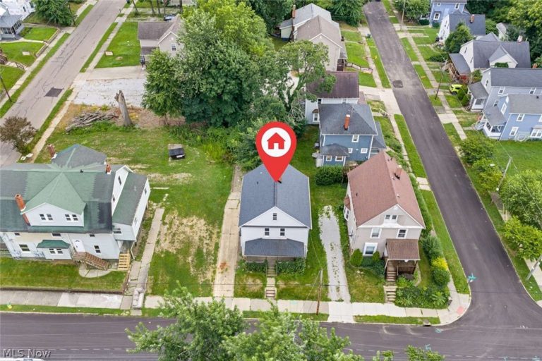 206 Wheeler Street, Akron, OH - Photo 3