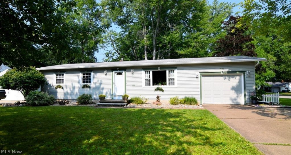 594 Terra Lane, Amherst, OH