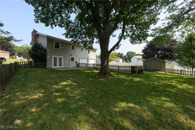 3345 Crownpoint Street, Massillon, OH - Photo 5