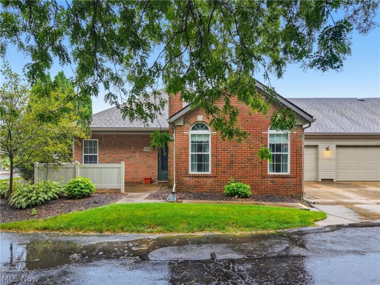 4286 Hunters Chase Lane, Wooster, OH, 44691