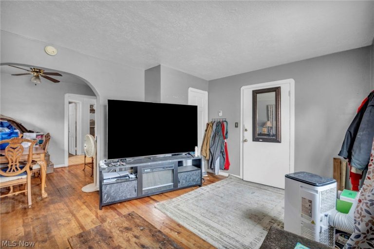 4512 150th Street, Cleveland, OH - Photo 5