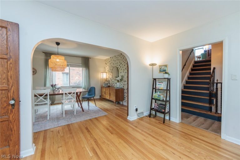 1465 Bunts Road, Lakewood, OH - Photo 2