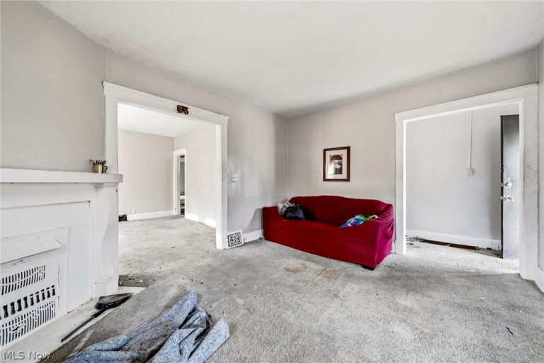 9700 Adams Avenue, Cleveland, OH - Photo 8