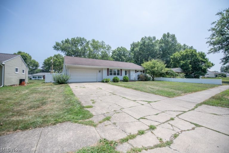 129 James Street, Dover, OH - Photo 6