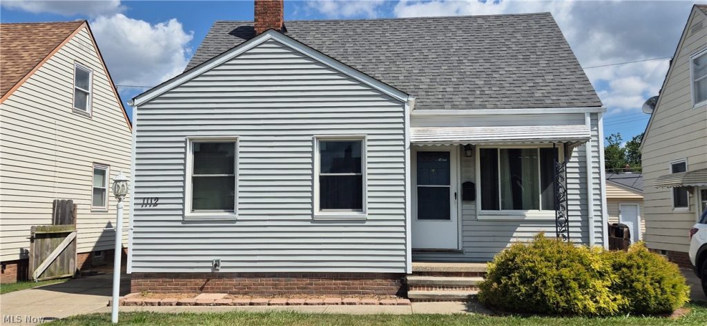 1112 Clearview Avenue, Parma, OH