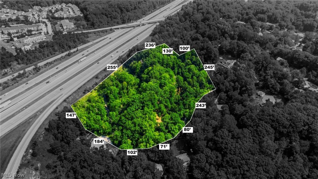 Hanna Road, Willoughby Hills, OH