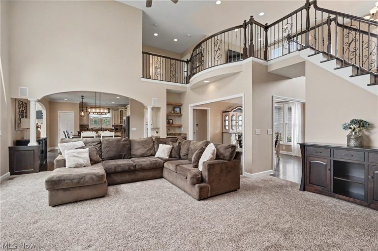 841 Chardoney Drive, Wadsworth, OH - Photo 6