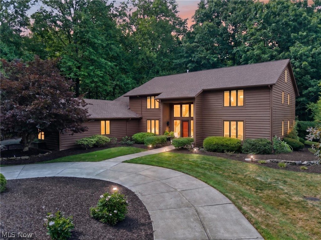 2571 Cedarwood Road, Pepper Pike, OH