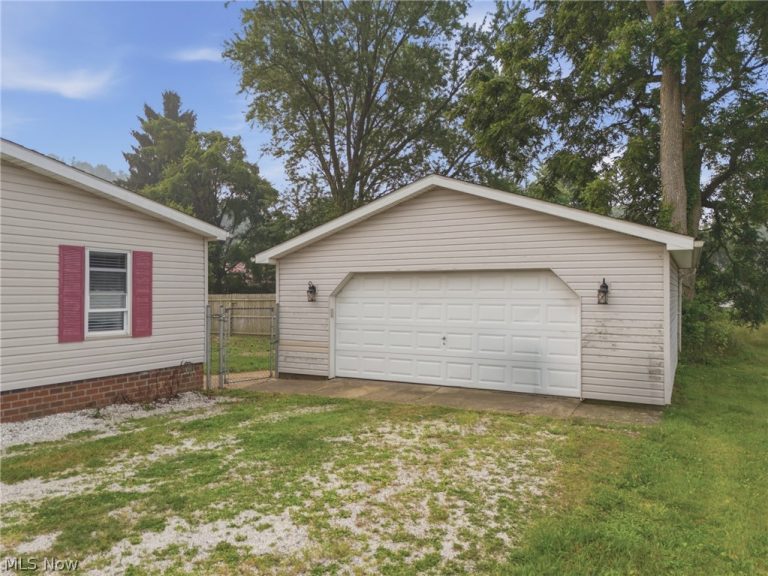 862 Grant Boulevard, Minerva, OH - Photo 3