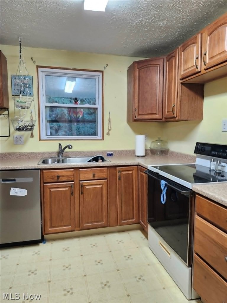 3528 Draper Avenue, Warren, OH - Photo 8