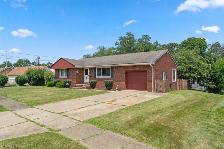 2091 Springfield Center Road, Akron, OH - Photo 2