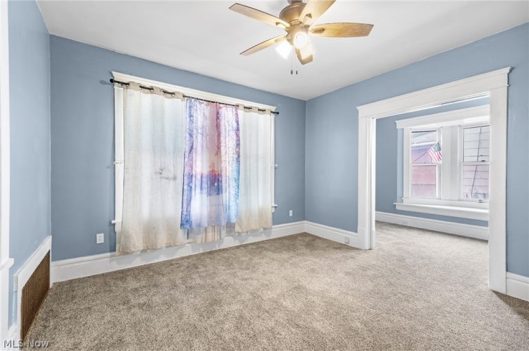 247 Rhodes Avenue, Akron, OH - Photo 8