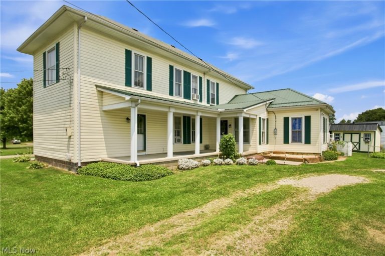32 1st Street, Frazeysburg, OH - Photo 2