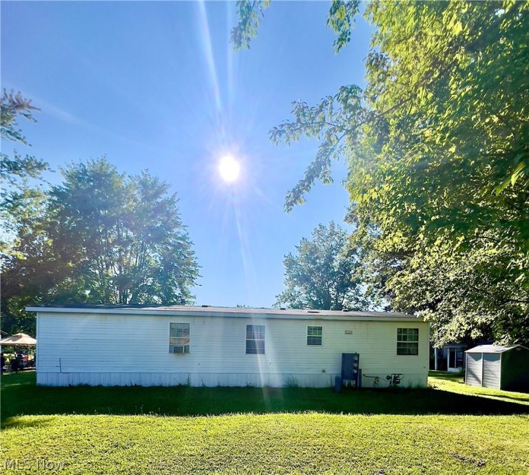 3585 Austin Road ##9, Geneva, OH - Photo 4