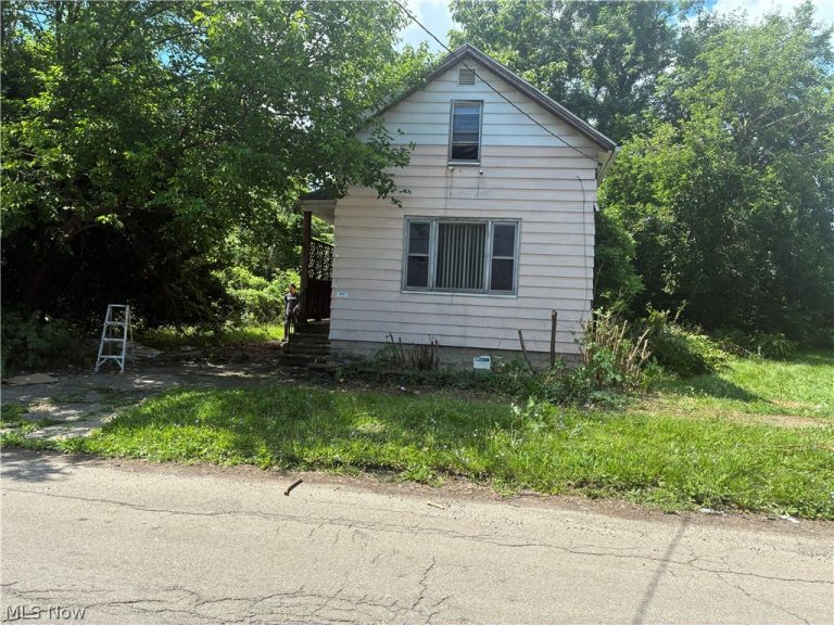 6902 Morgan Avenue, Cleveland, OH, 44127