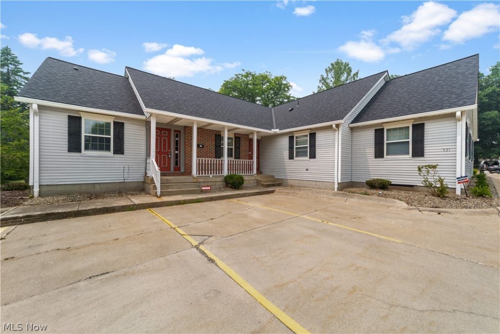 531 Smith Road, Medina, OH