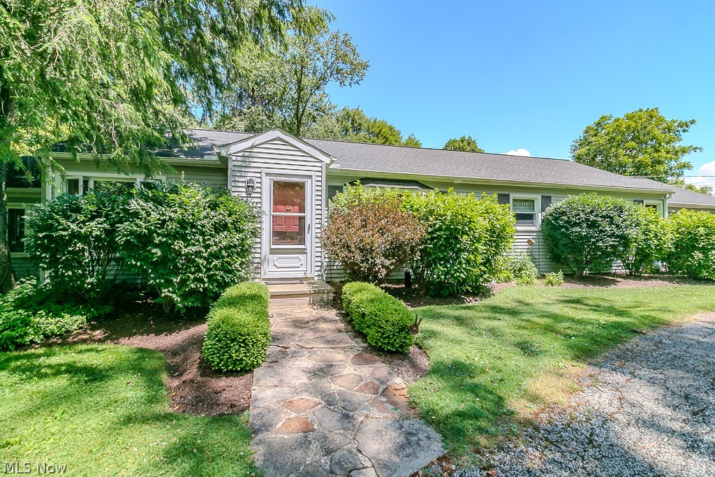 8422 Holly Hill Drive, Novelty, OH