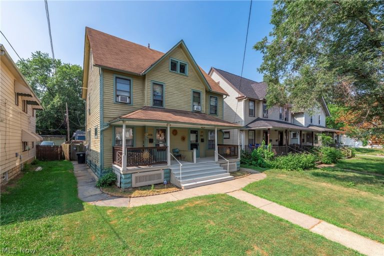 3097 Bradwell Avenue, Cleveland, OH - Photo 4