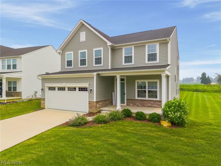 7906 Cobbler Avenue, Canton, OH - Photo 2