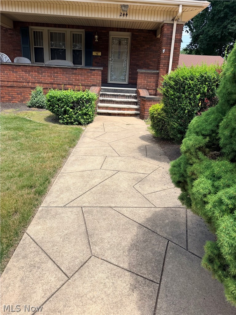 244 Ertle Avenue, Massillon, OH - Photo 8