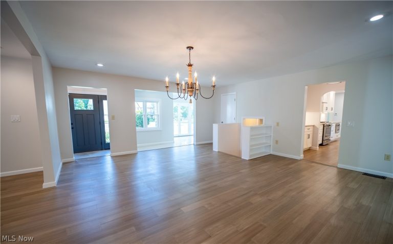 3130 Silver Lake Boulevard, Silver Lake, OH - Photo 3
