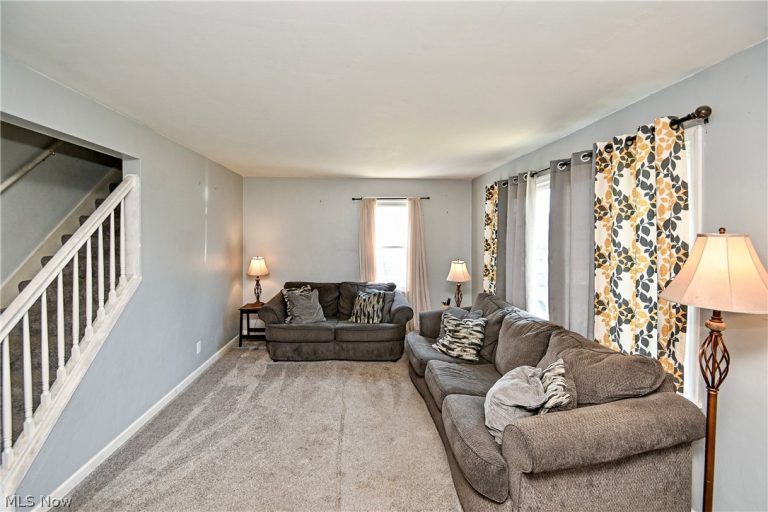 420 Stuart Street, Massillon, OH - Photo 6