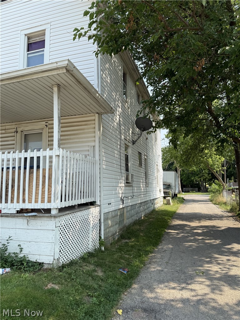 3819 Storer Avenue, Cleveland, OH - Photo 4