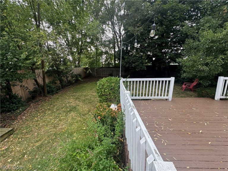 2044 Halstead, Lakewood, OH - Photo 8