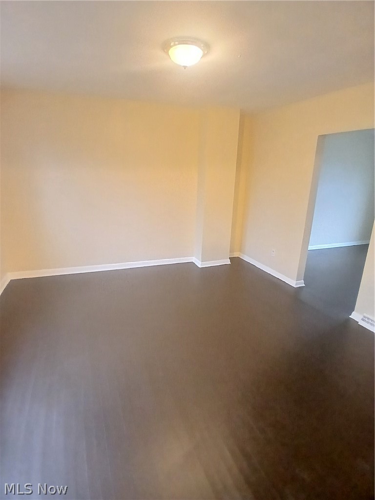 21 Zents Avenue, Youngstown, OH - Photo 3
