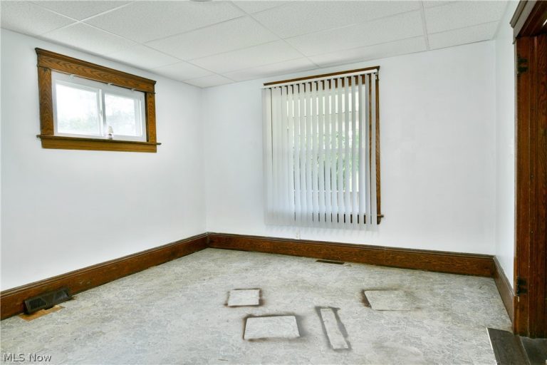 260 Austin Avenue, Warren, OH - Photo 5
